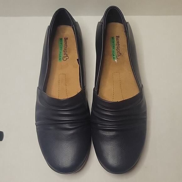 Baretraps Piper Classic Business Casual Everyday Slip On Navy Blue Flats Size 7M - Picture 1 of 7
